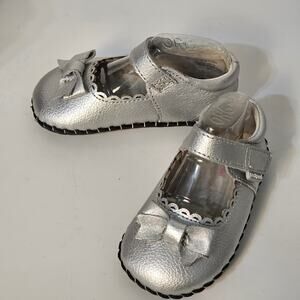 PEDIPED Betty Silver Mary Jane Dress Shoe Toddler 18-24 Months Fabric Leather